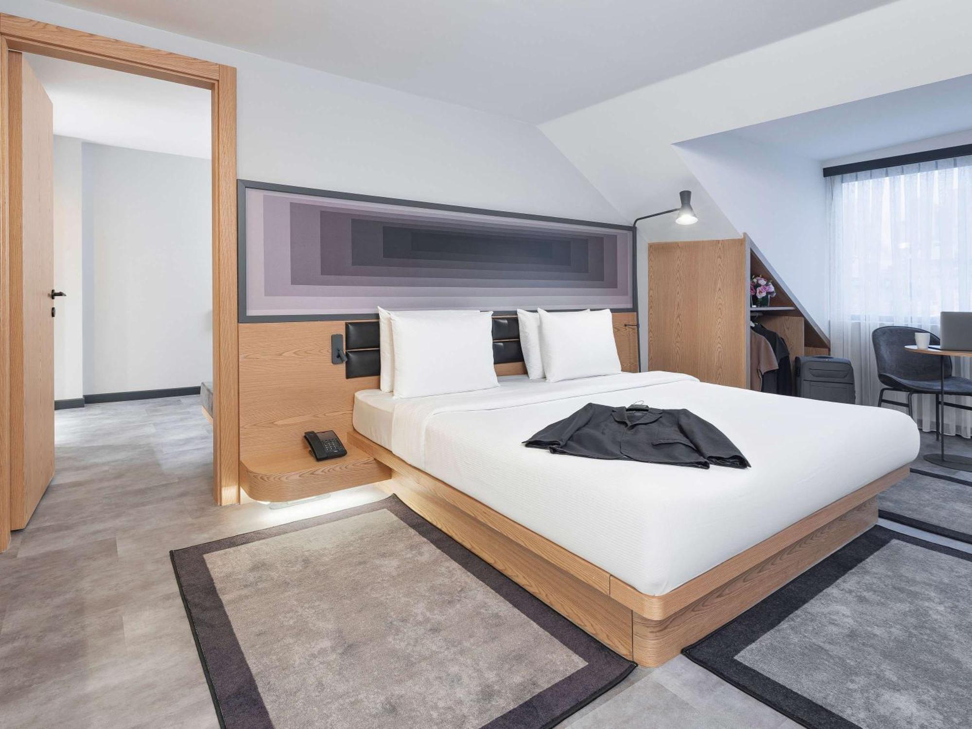 Hotel Ibis Istanbul Sisli Exterior foto
